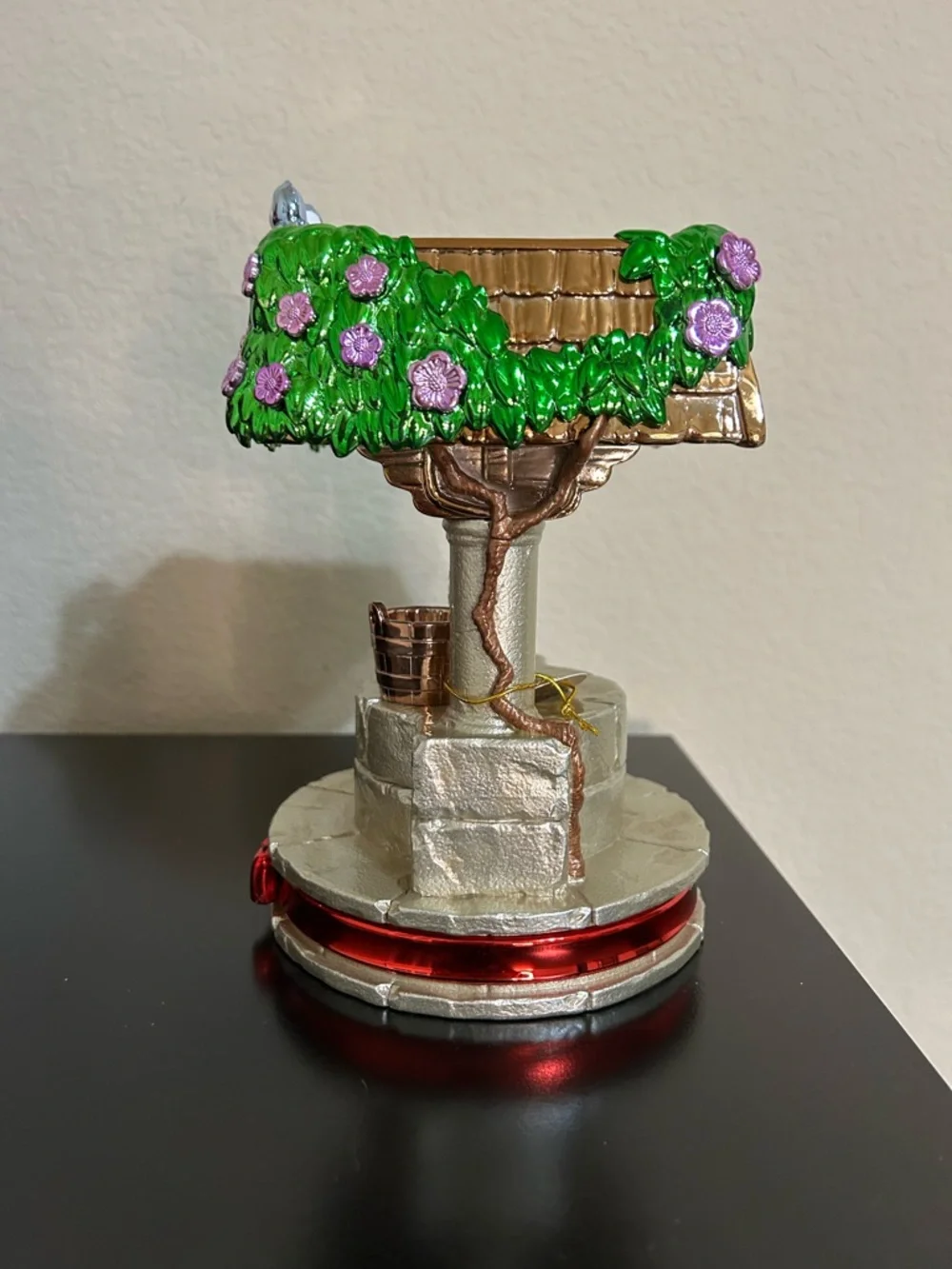 Bath & Body Works x Disney Snow White Wishing Well 3-Wick Candle Holder - Picture 3 of 17